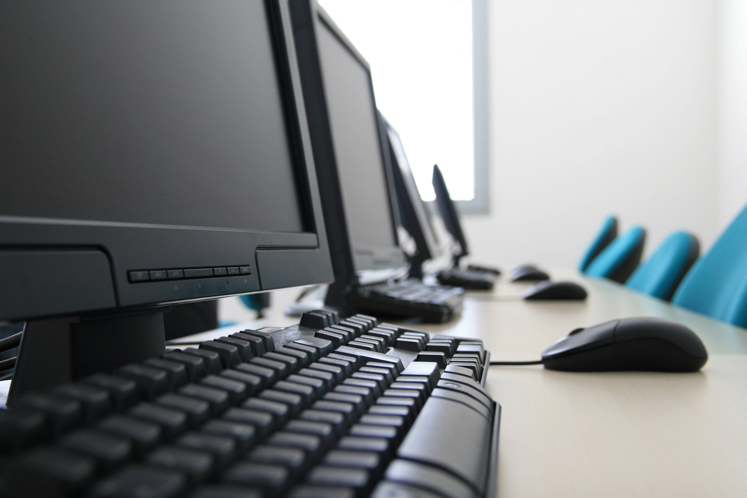 it scaled | Tominet Serwis Komputerowy IT Naprawa Komputerów i Serwis Laptopów, drukarek Kórnik